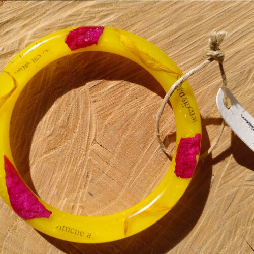 Armband van resin, doorsnede 6,5 cm