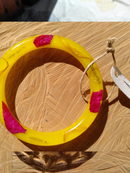 Armband van resin, doorsnede 6,5 cm